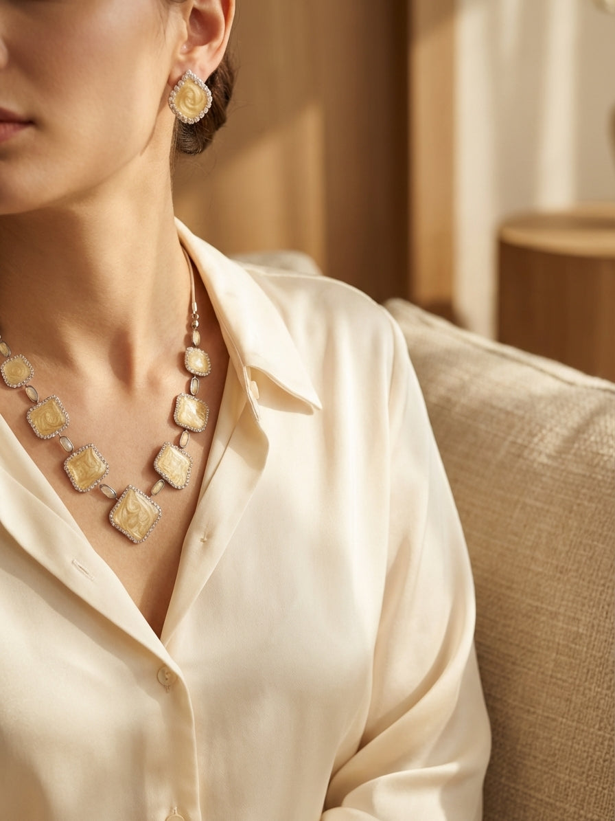 Ivory Zircon Resin Jewellery Set – Necklace & Stud Earrings